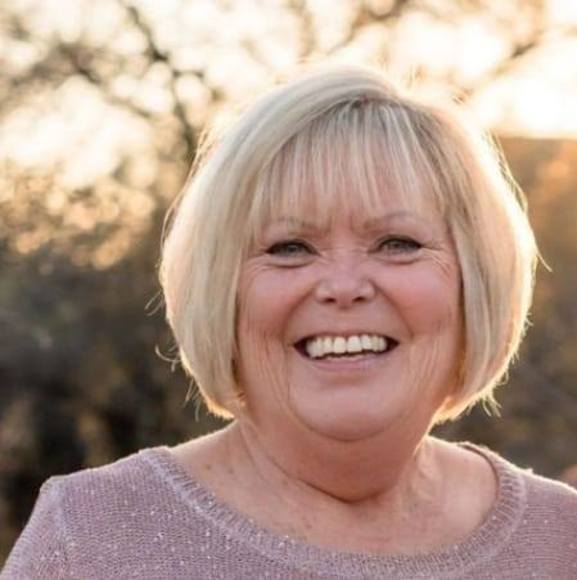 Meet your Posher, Paula - Picture 1 of 1